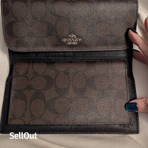 Coach Brown Key & Card Holder